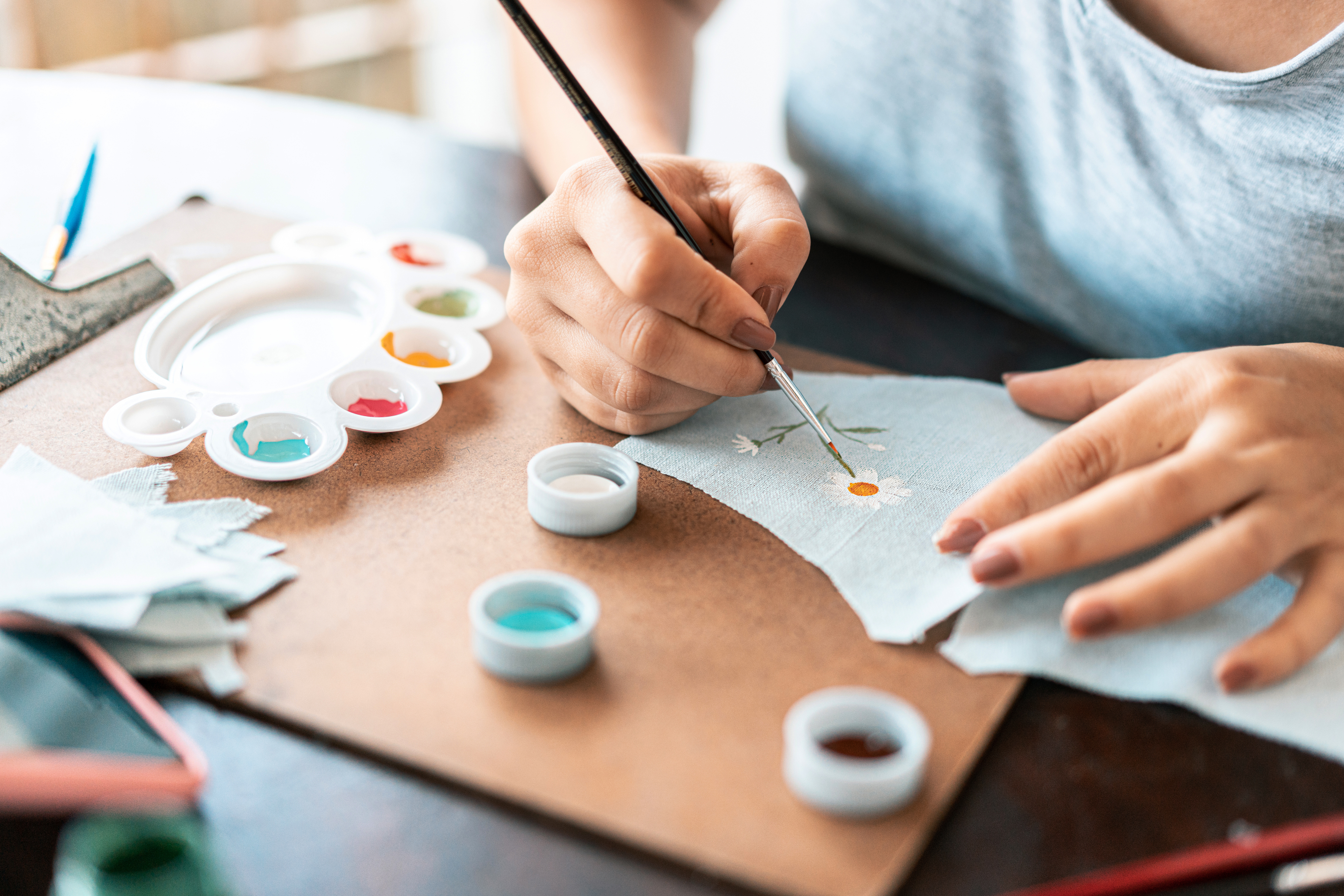 PINTURA EN TELA